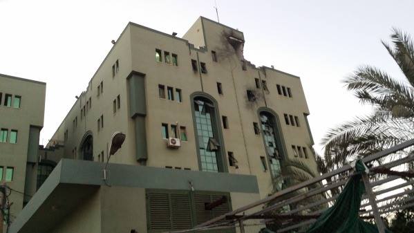 בית החולים אל-ופאא, עזה, 17 ביולי, 9 בערב.